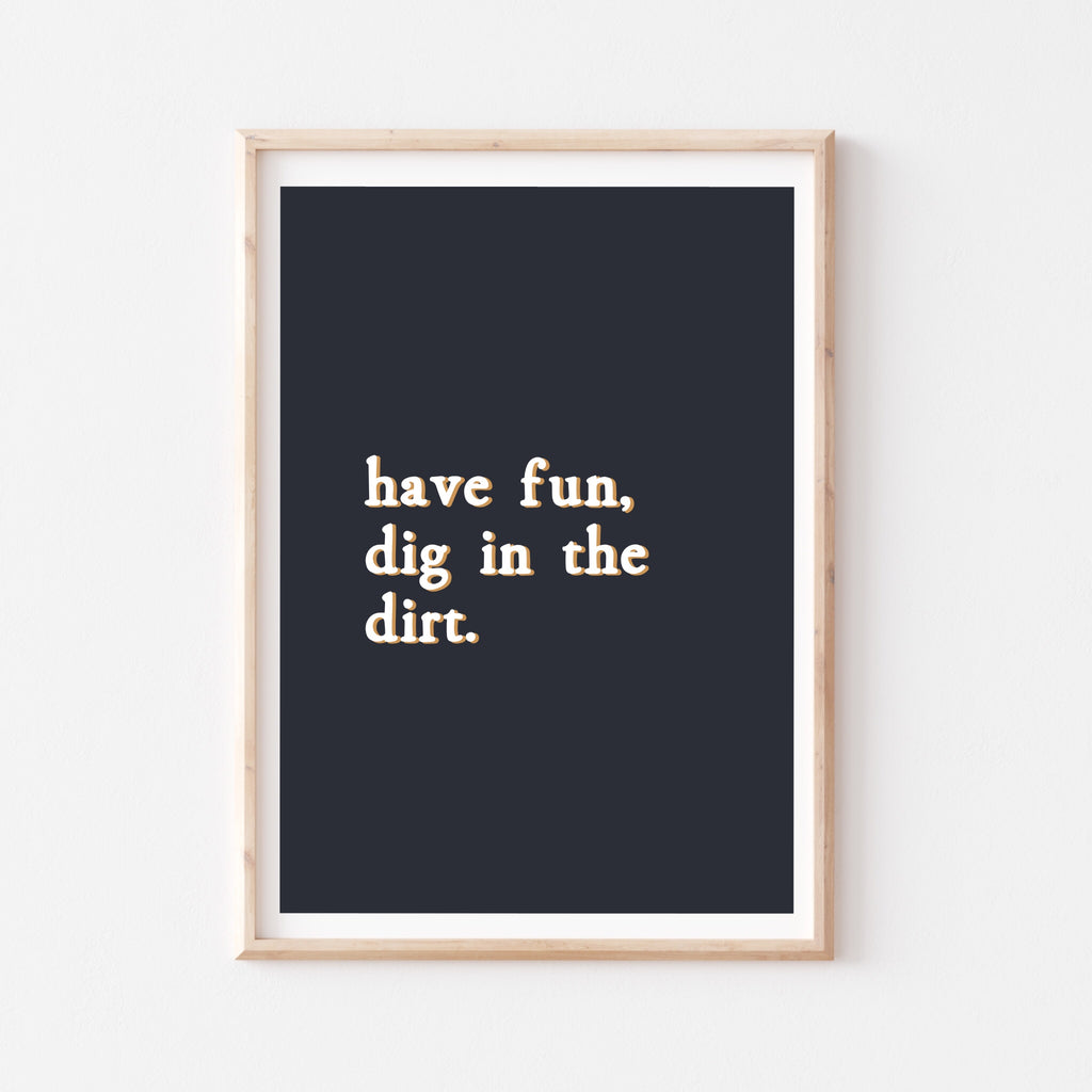 Dig in the dirt - Navy